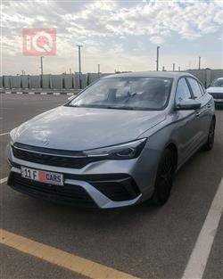 MG 5 Plus